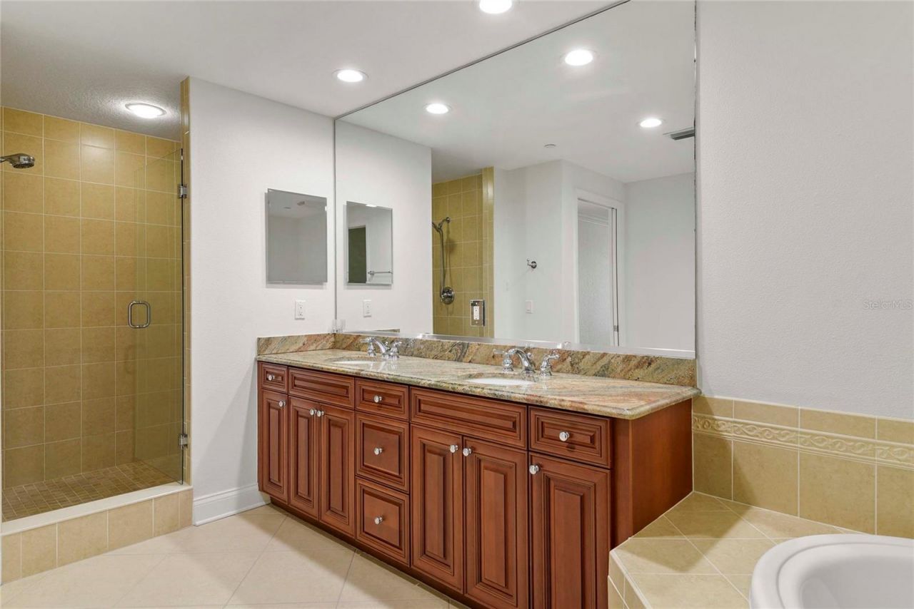 261 Minorca Beach Way, Unit 606, New Smyrna Beach, FL 32169 Photo