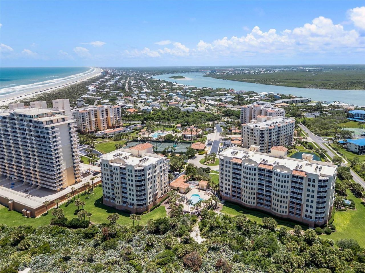 261 Minorca Beach Way, Unit 606, New Smyrna Beach, FL 32169 Photo