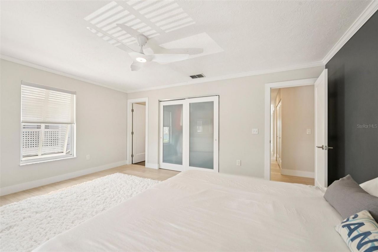 262 S Harbor Drive, Holmes Beach, FL 34217 Photo