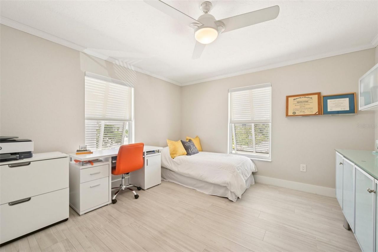 262 S Harbor Drive, Holmes Beach, FL 34217 Photo