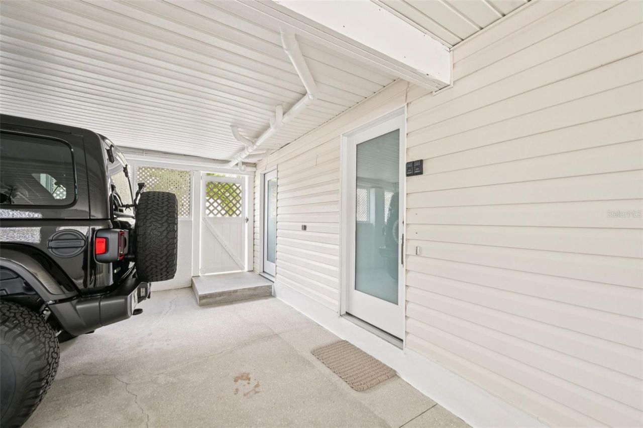 262 S Harbor Drive, Holmes Beach, FL 34217 Photo