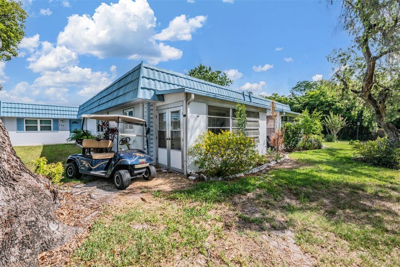 302 Andover Place S, Unit 167, Sun City Center, FL 33573 Photo