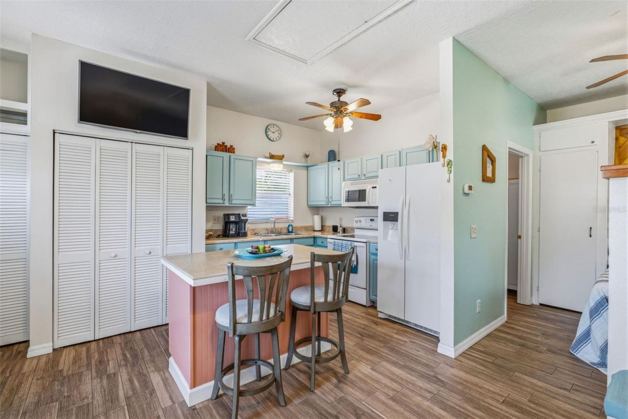 Please Call For Address, Tampa, FL 33612 Photo