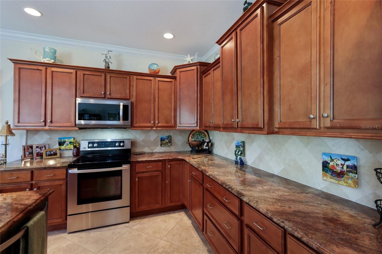 309 68th Street, Holmes Beach, FL 34217 Photo