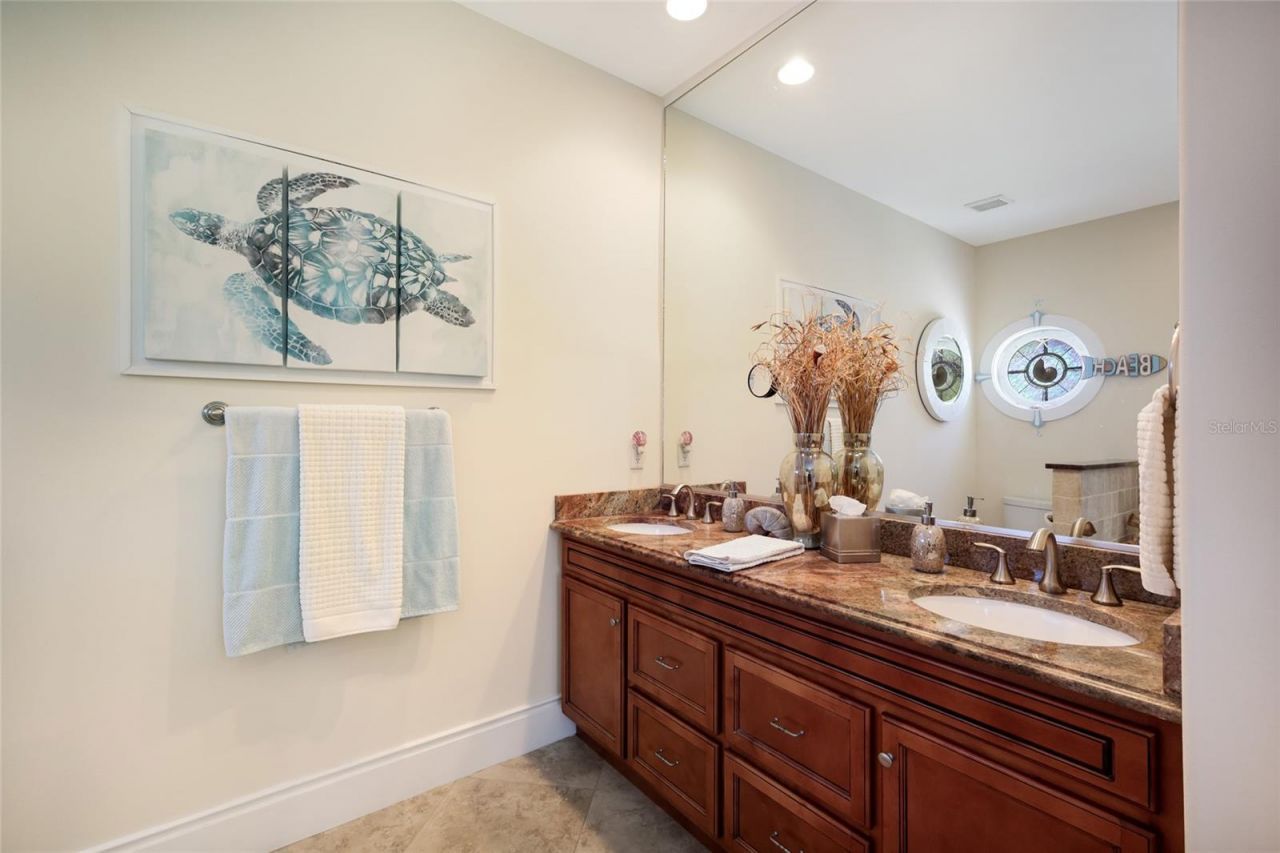 309 68th Street, Holmes Beach, FL 34217 Photo