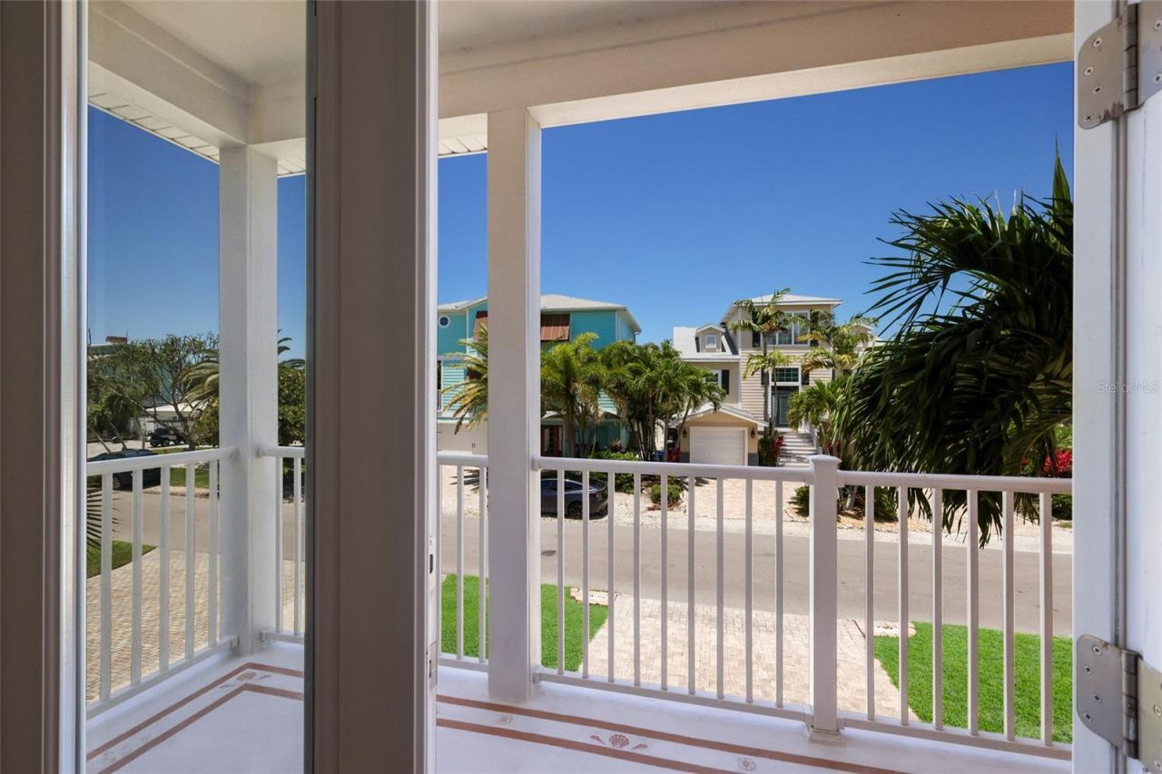 309 68th Street, Holmes Beach, FL 34217 Photo