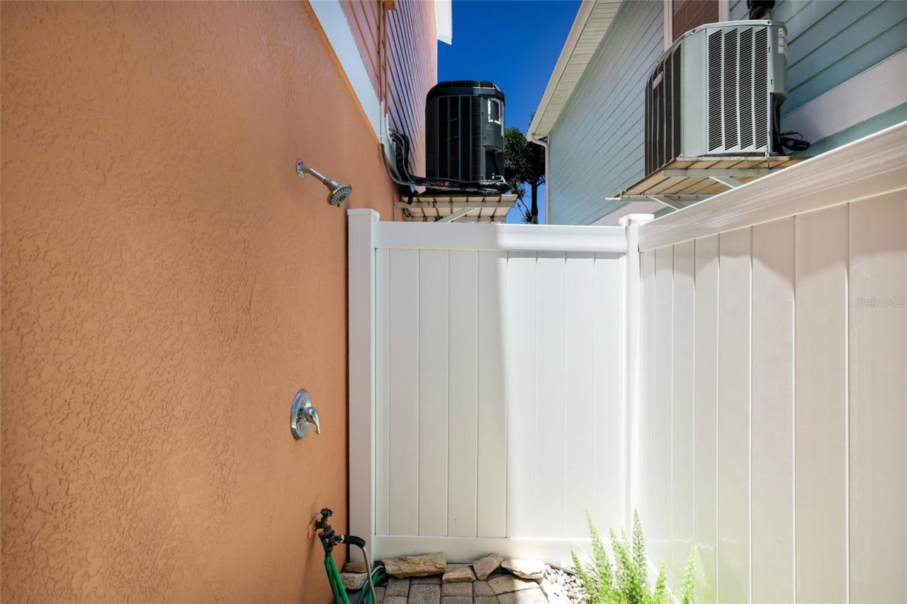 309 68th Street, Holmes Beach, FL 34217 Photo