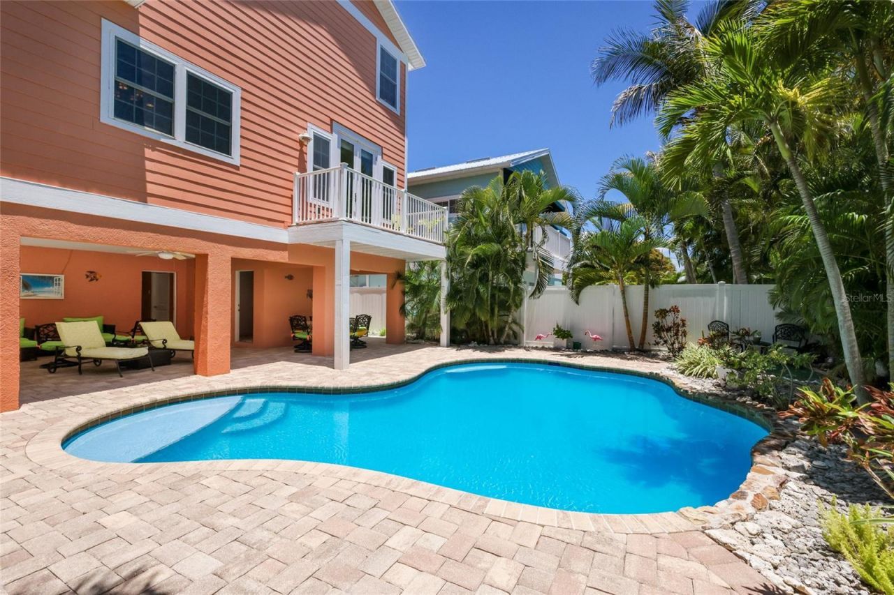 309 68th Street, Holmes Beach, FL 34217 Photo