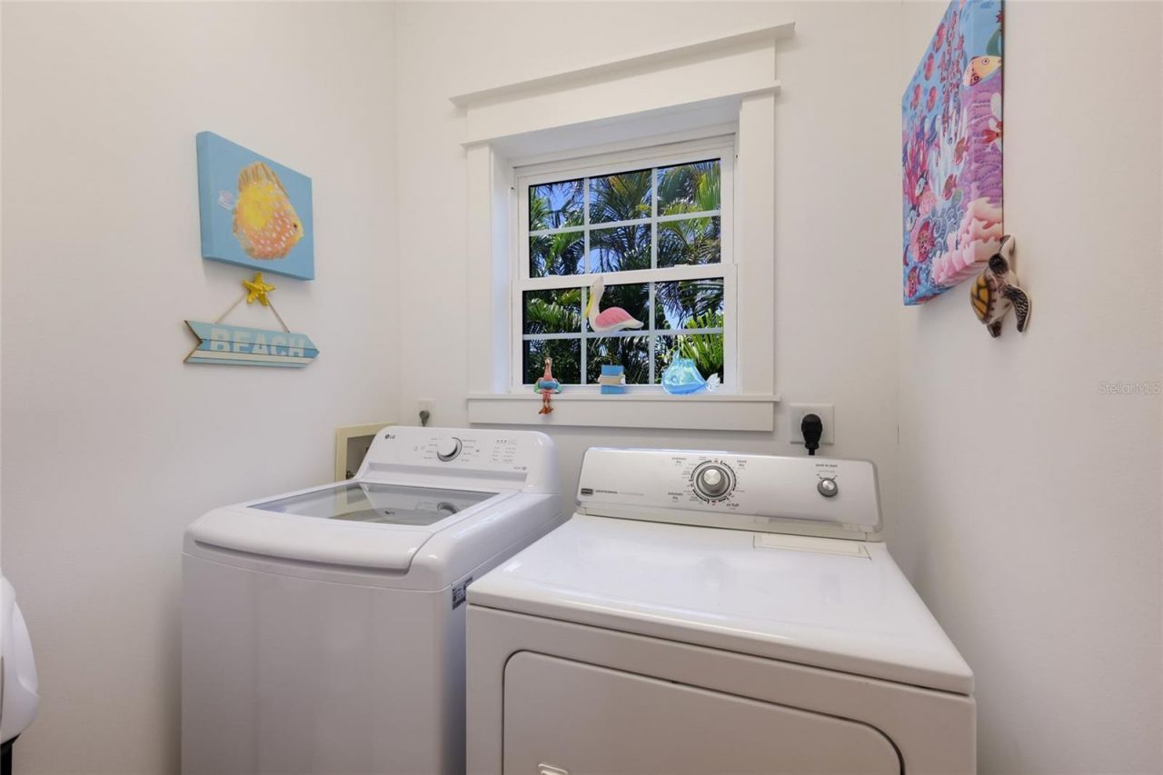 309 68th Street, Holmes Beach, FL 34217 Photo