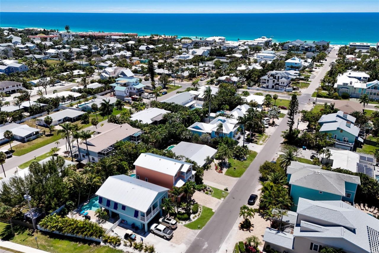 309 68th Street, Holmes Beach, FL 34217 Photo