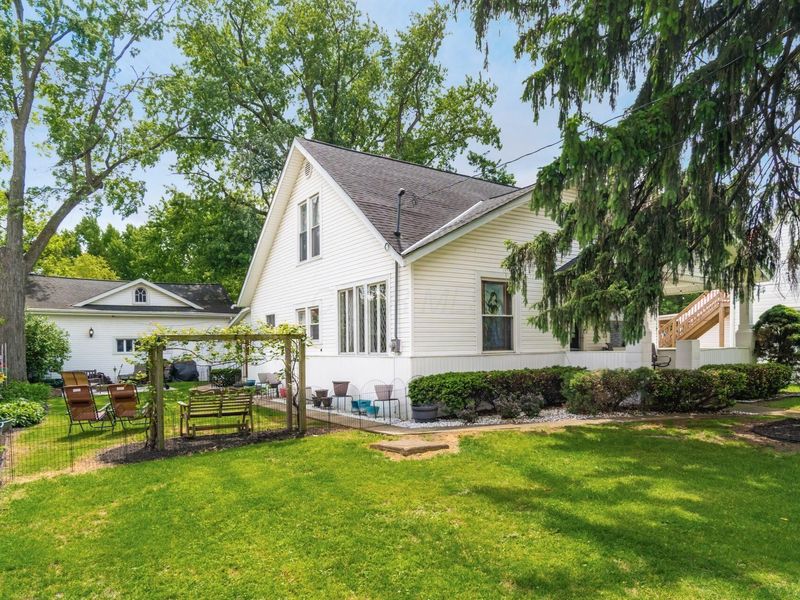 217 E High Street, Ashley, OH 43003 Photo 3