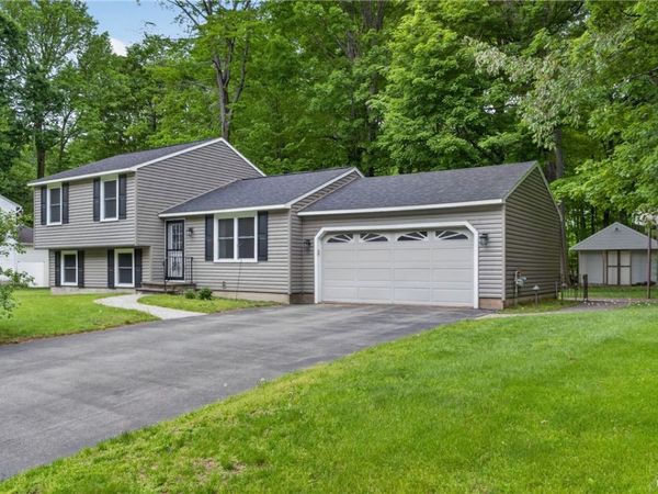 13 Ironwood , Pennellville, NY 13132