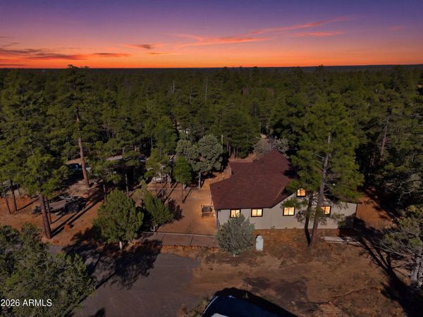 2060 GILBERT Lane, Overgaard, AZ 85933