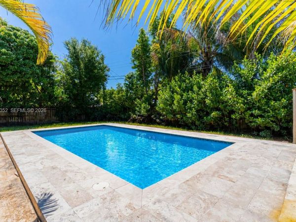 2340 SW 15th St, Fort Lauderdale, FL 33312