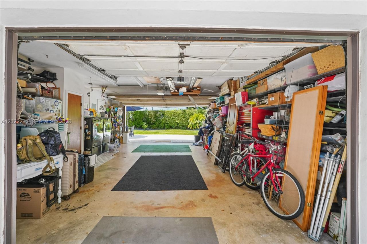 7980 SW 52nd Ave, Miami, FL 33143 Photo
