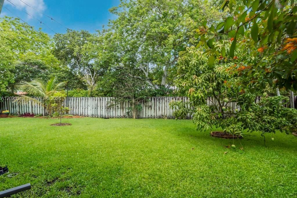 690 NW 159th Ln, Pembroke Pines, FL 33028 Photo