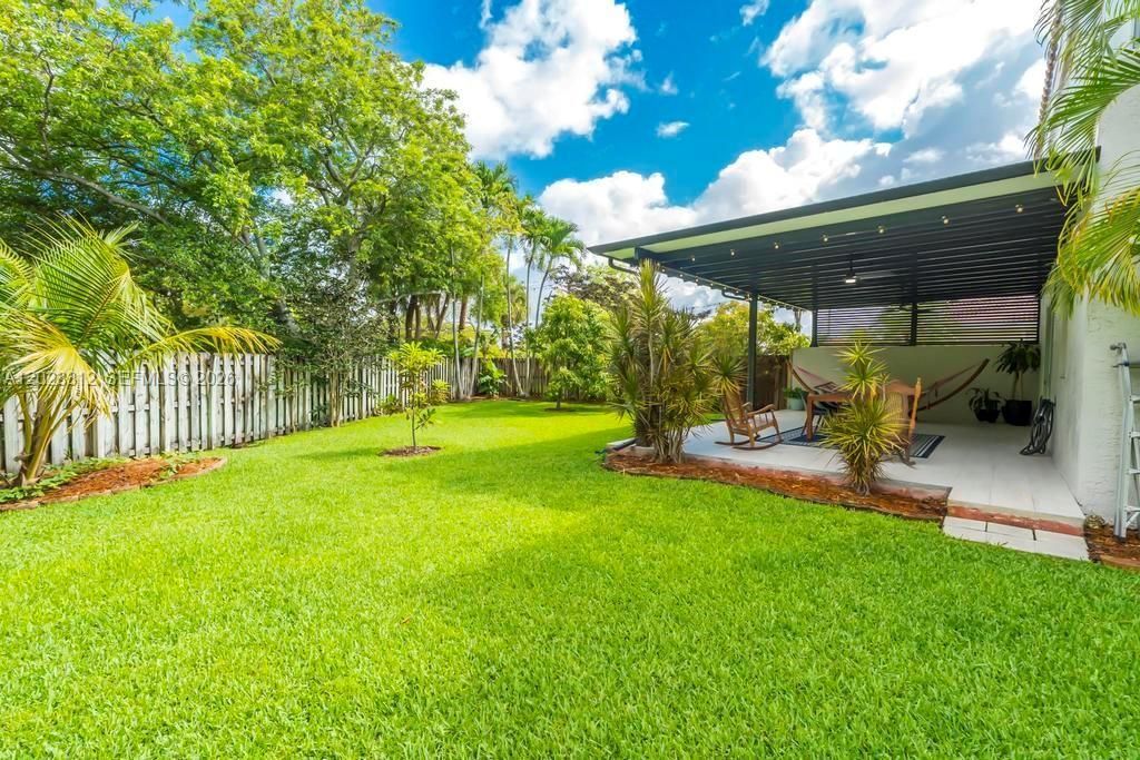 690 NW 159th Ln, Pembroke Pines, FL 33028 Photo