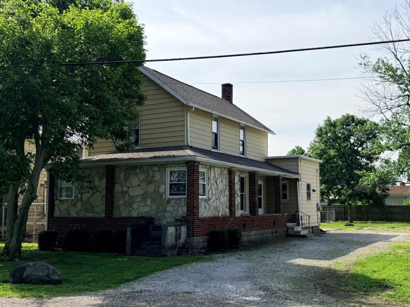 516 E State Route 18, Tiffin, OH 44883 Photo 1