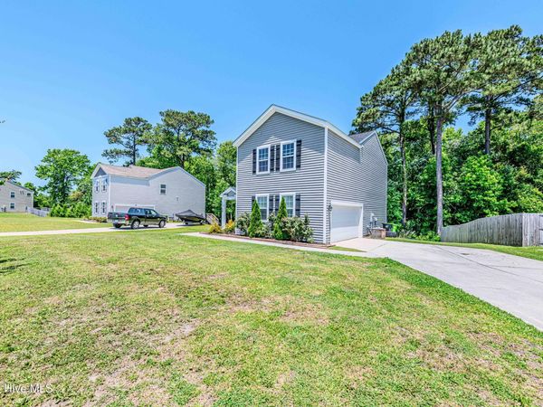 109 Tralee Place , Holly Ridge, NC 28445