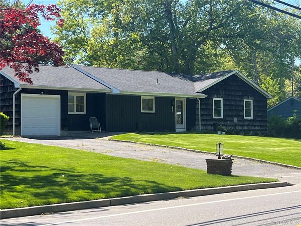 122 Rocky Point Landing Road , Rocky Point, NY 11778
