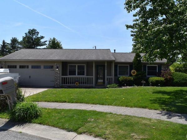 425 Hummingbird Drive, Greentown, IN 46936
