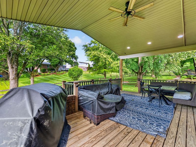 1579 Poplar Ridge Court, Florence, KY 41042 Photo 16