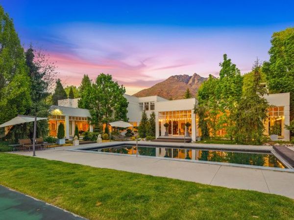2552 E WALKER LN , Salt Lake City, UT 84117