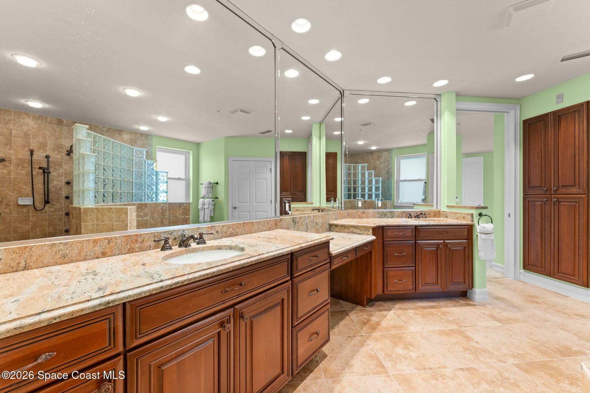 1 Indian River Avenue, Unit 201, Titusville, FL 32796 Photo