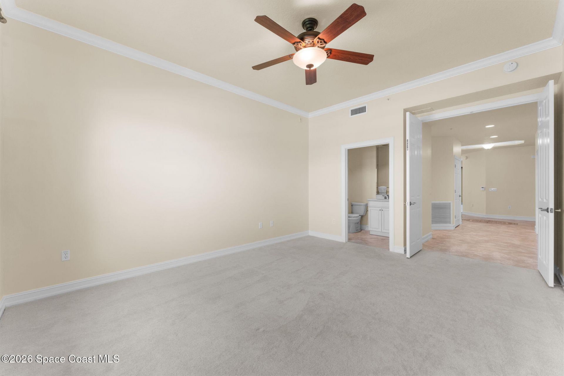 1 Indian River Avenue, Unit 201, Titusville, FL 32796 Photo