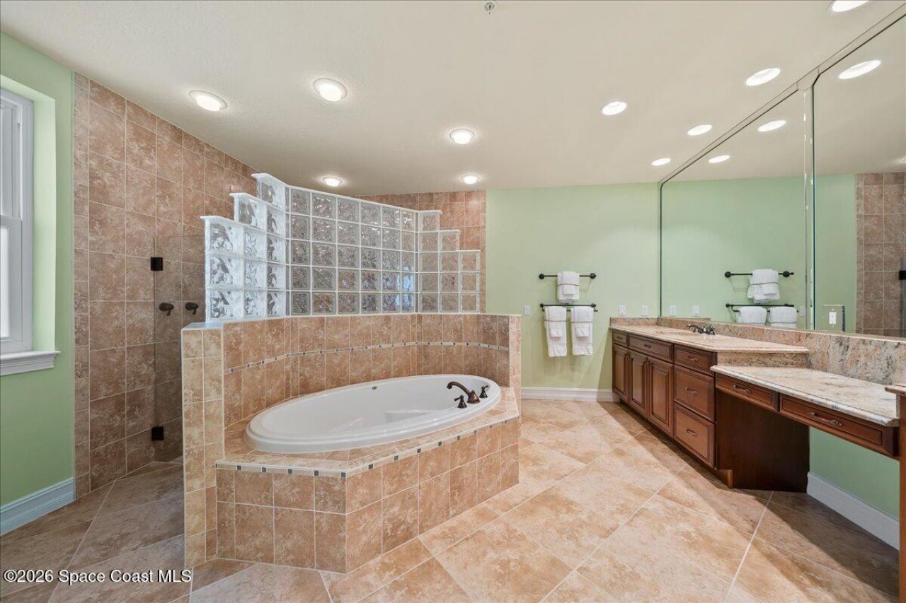 1 Indian River Avenue , Unit 201, Titusville, FL 32796 Photo