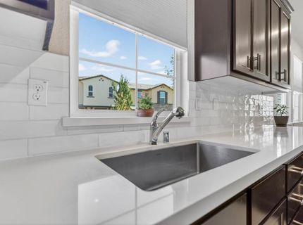 211 Rochdale St, Roseville, CA 95661 Photo
