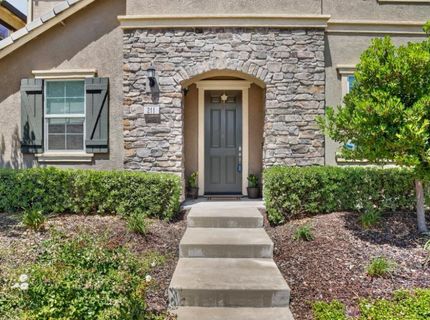 211 Rochdale St, Roseville, CA 95661 Photo