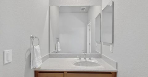 211 Rochdale St, Roseville, CA 95661 Photo