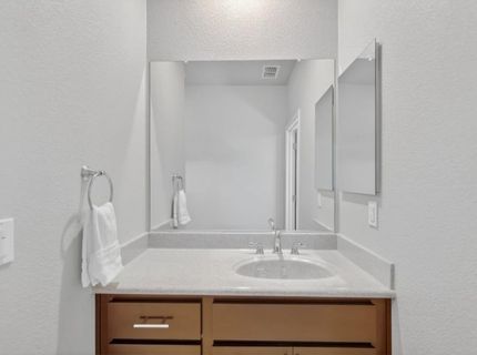 211 Rochdale St, Roseville, CA 95661 Photo