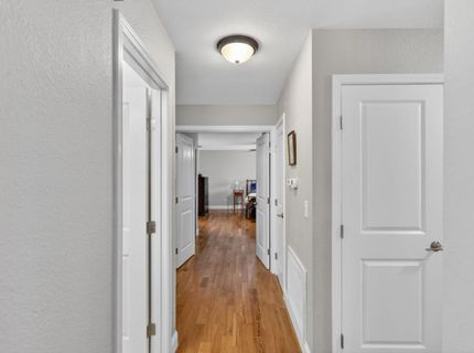 7064 Riverside Blvd, Sacramento, CA 95831 Photo