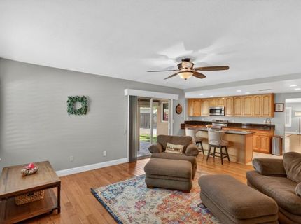 7064 Riverside Blvd, Sacramento, CA 95831 Photo