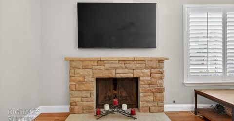 7064 Riverside Blvd, Sacramento, CA 95831 Photo