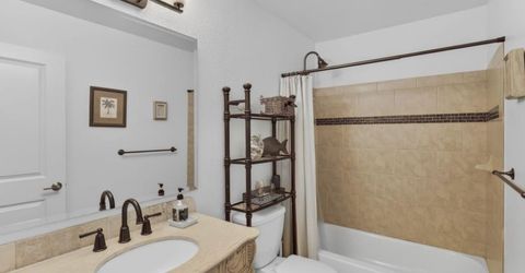7064 Riverside Blvd, Sacramento, CA 95831 Photo