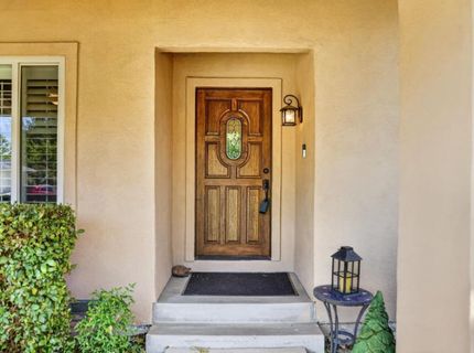 7064 Riverside Blvd, Sacramento, CA 95831 Photo