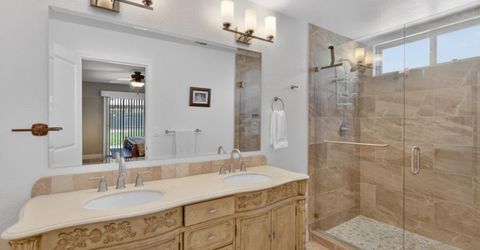 7064 Riverside Blvd, Sacramento, CA 95831 Photo