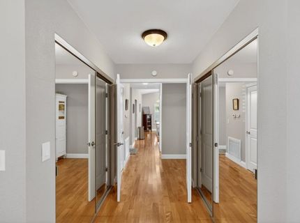 7064 Riverside Blvd, Sacramento, CA 95831 Photo