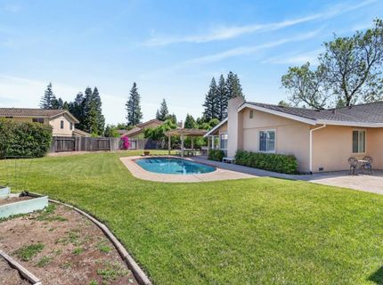 7064 Riverside Blvd, Sacramento, CA 95831 Photo