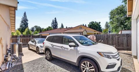 7064 Riverside Blvd, Sacramento, CA 95831 Photo