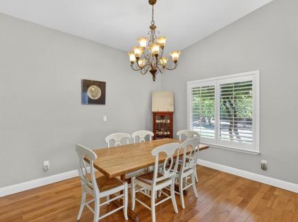 7064 Riverside Blvd, Sacramento, CA 95831 Photo