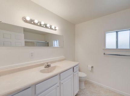 5511 Georgia Dr, North Highlands, CA 95660 Photo