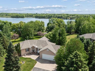 2405 Chad Court, Harris, MN 55032