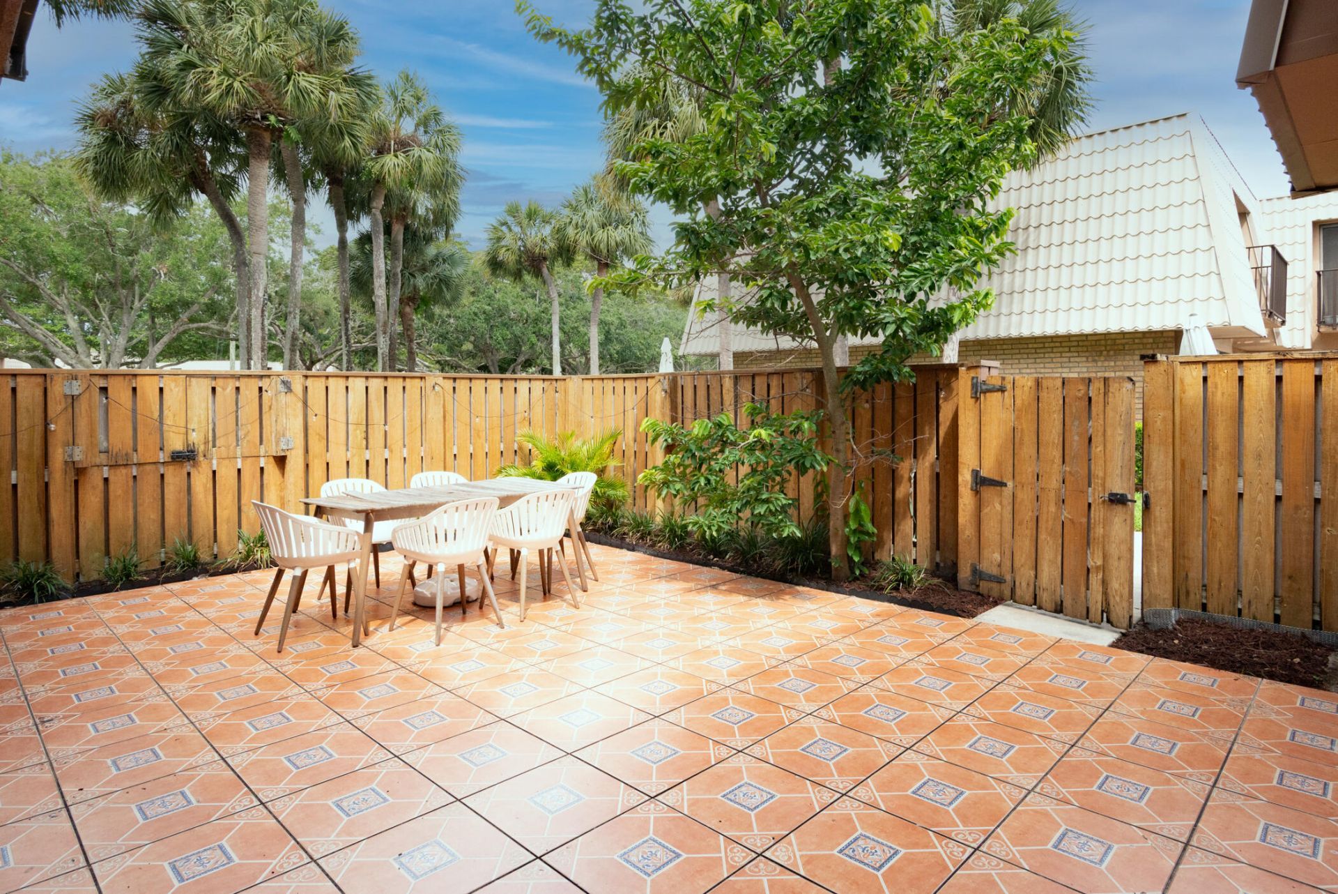 5821 58th Way, West Palm Beach, FL 33409 Photo