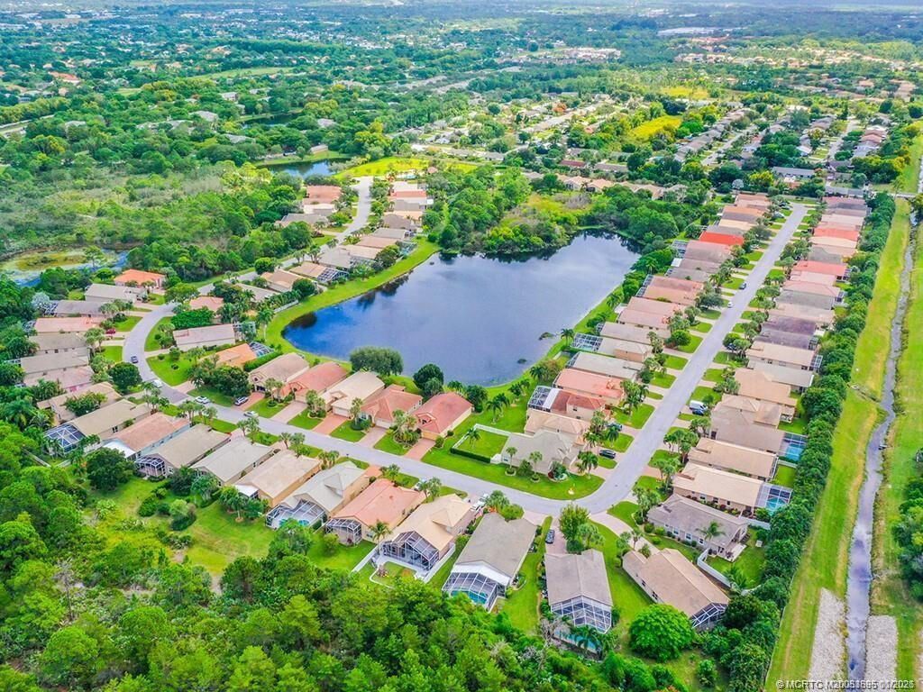 829 SE Westminster Place, Stuart, FL 34997 Photo