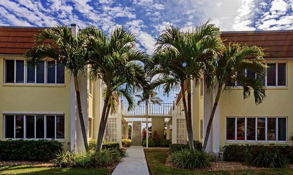 1309 Bayshore Drive, Unit 203, Fort Pierce, FL 34949 Photo
