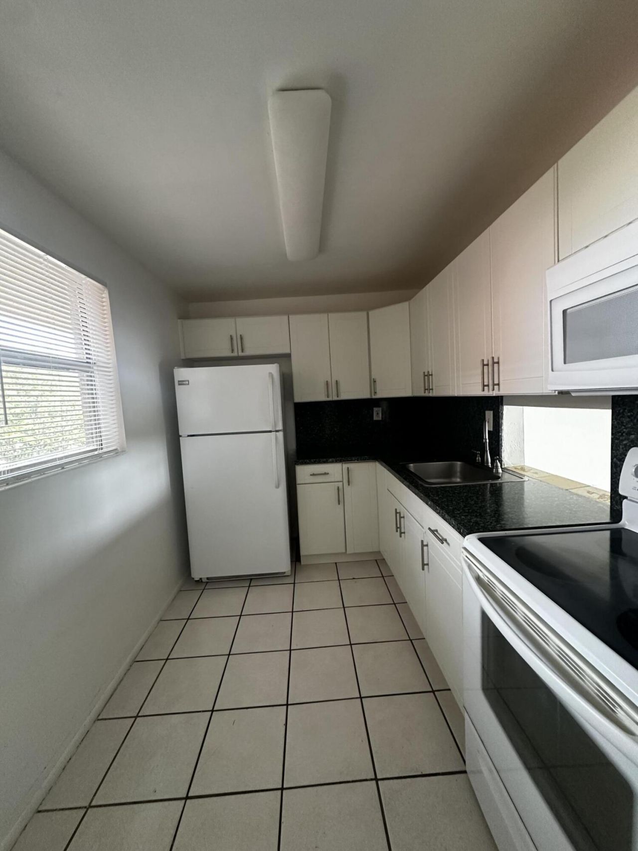 13707 Kendale Lakes Circle, Unit Ph13, Miami, FL 33183 Photo